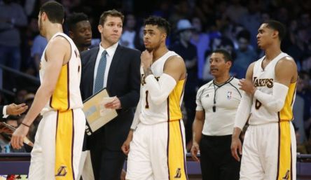 Lakers-young-core-Luke-Walton-670x388.jpg